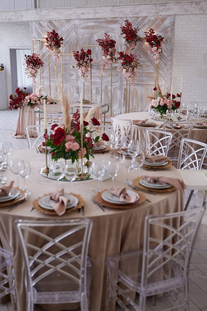 Декор. Подрядчики и друзья сети свадебных площадок House for wedding