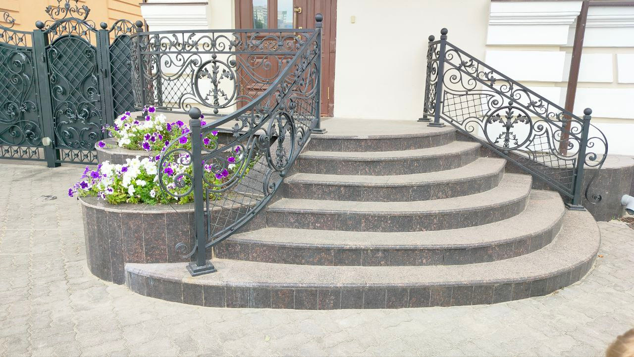 2023: фотолокация Урбан Центр Казань. Портретный и репортажный фотограф в Казани