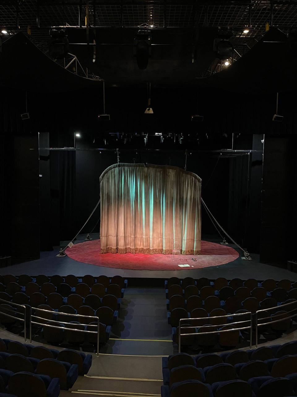 «Митина Любовь» Московский международный Дом Музыки. История занавеса. Превращаем идею в технологию