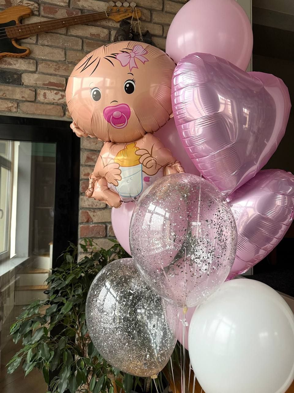 Odalazak iz porodilista prodavnica balona Novi Sad prodavnica balona Beograd. Шары с гелием, фотозоны Нови Сад Белград. Balone i dekoracije od balona Novi Sad Beograd