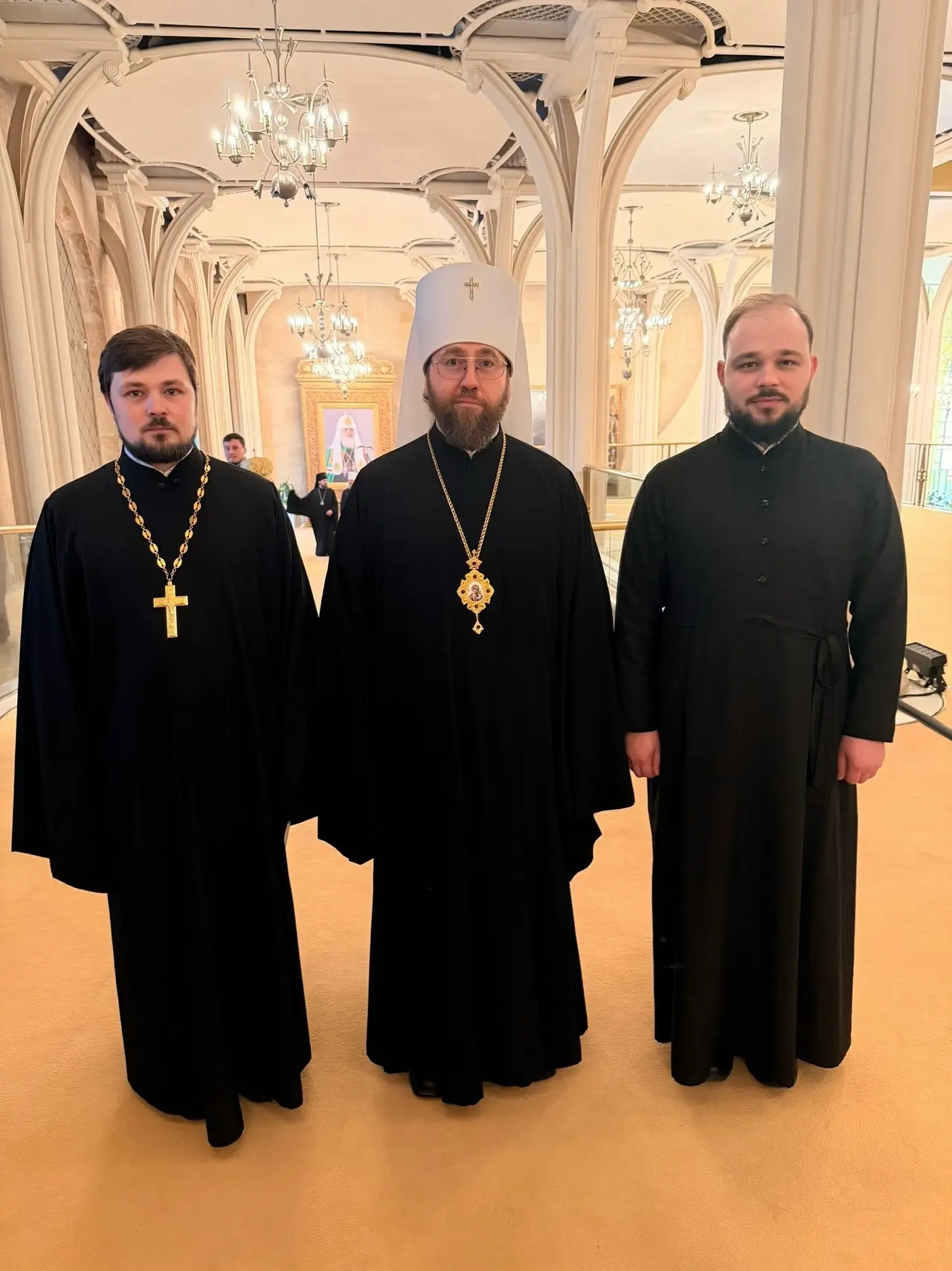 МИТРОПОЛИТ ИГНАТИЙ ПРИНЯЛ УЧАСТИЕ В БОЖЕСТВЕННОЙ ЛИТУРГИИ И ТОРЖЕСТВАХ В ДЕНЬ ТЕЗОИМЕНИТСТВА СВЯТЕЙШЕГО ПАТРИАРХА КИРИЛЛА. Саратовское Северо-Западное благочиние