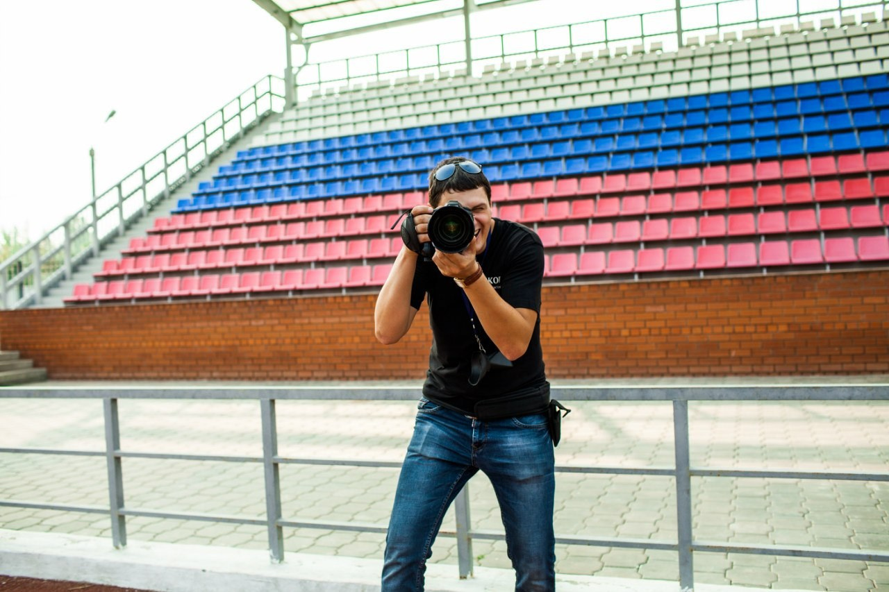 ВИДЕОГРАФ ЕВГЕНИЙ МИЛИКОВ