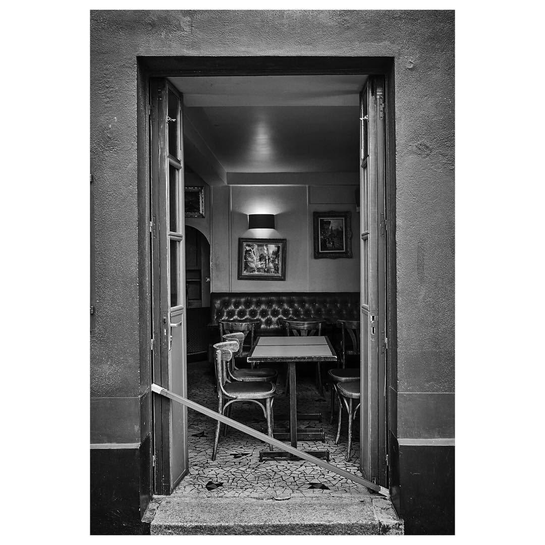 Paris: Download Error