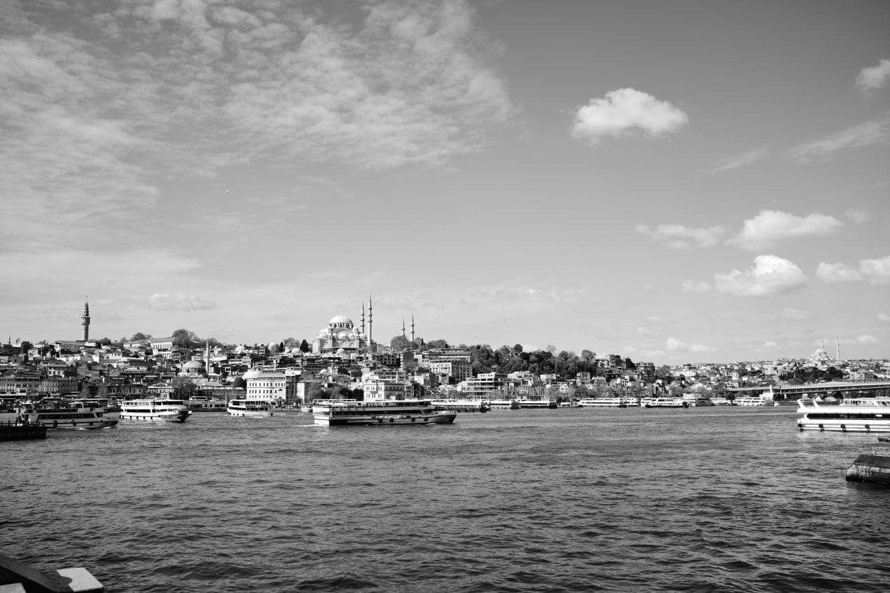 Черно-белые фотографии из весенней поездки в Стамбул. Елена Павленко. Фотограф. Москва