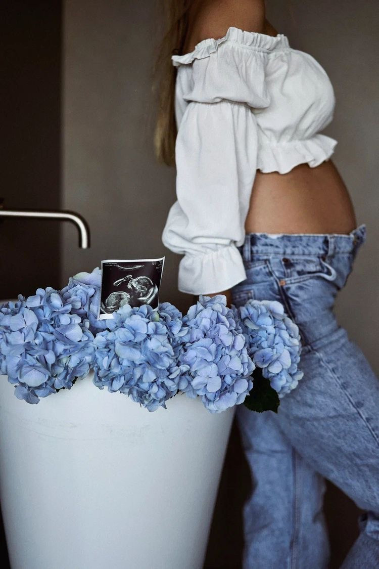 Референсы беременной фотосессии. Креатор Ольга Яш