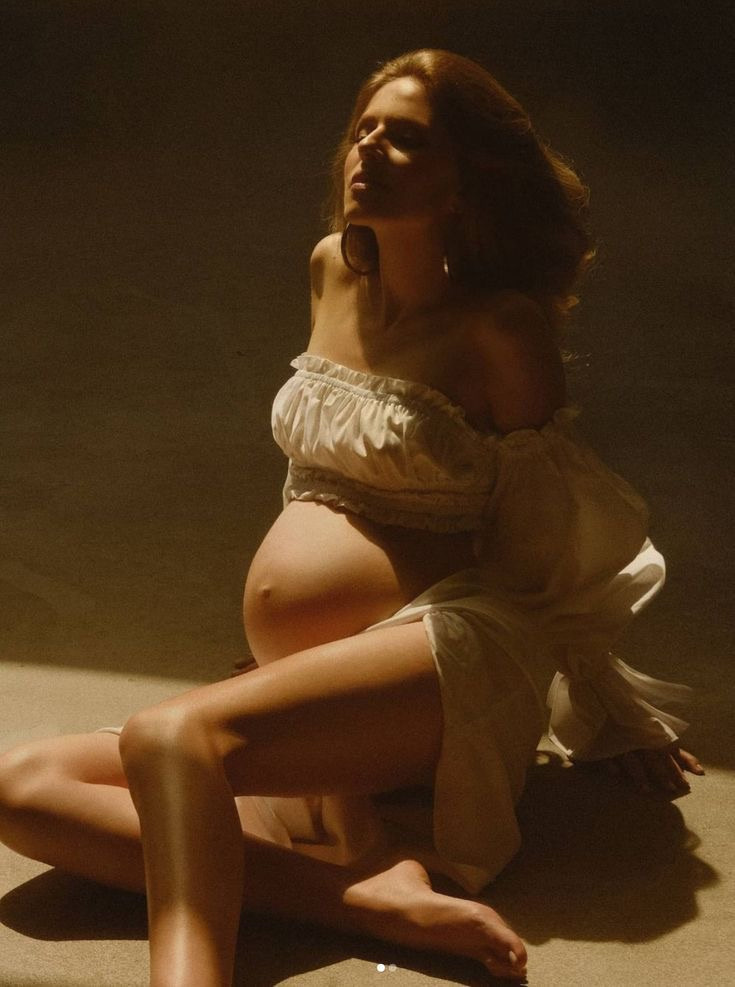 Референсы беременной фотосессии. Креатор Ольга Яш