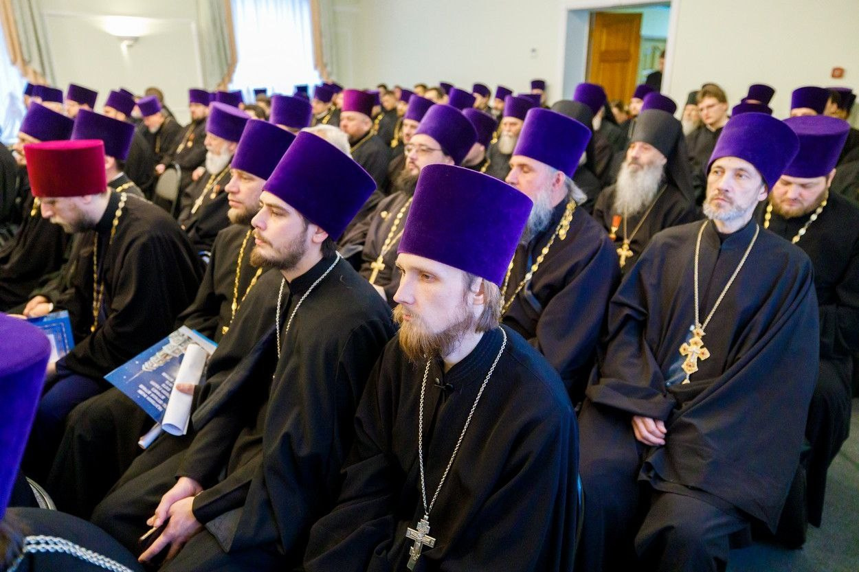 МИТРОПОЛИТ ИГНАТИЙ ВОЗГЛАВИЛ ЕЖЕГОДНОЕ ЕПАРХИАЛЬНОЕ СОБРАНИЕ ДУХОВЕНСТВА САРАТОВСКОЙ ЕПАРХИИ. Саратовское Северо-Западное благочиние