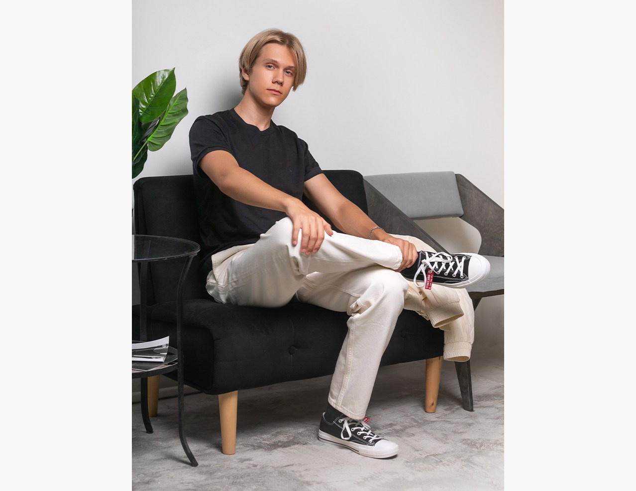 Стильный портрет от фотографа Богатырева Николая Николаевича – профессиональная фотосессия в студии. Закажите индивидуальную съемку в Мценске, Орле, Черни и получите выразительные фото! Посетите BOGATYREVPHOTO.RU для заказа!