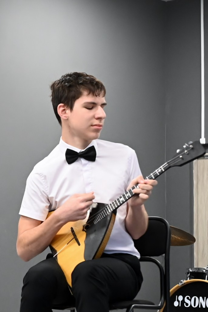 фортепиано, баян, аккордеон, скрипка, балалайка, вокал, танец, учителя, ученики, преподаватель, педагог, музыкалка, выпускной, вручение дипломов, вручение аттестатов, окончание школы