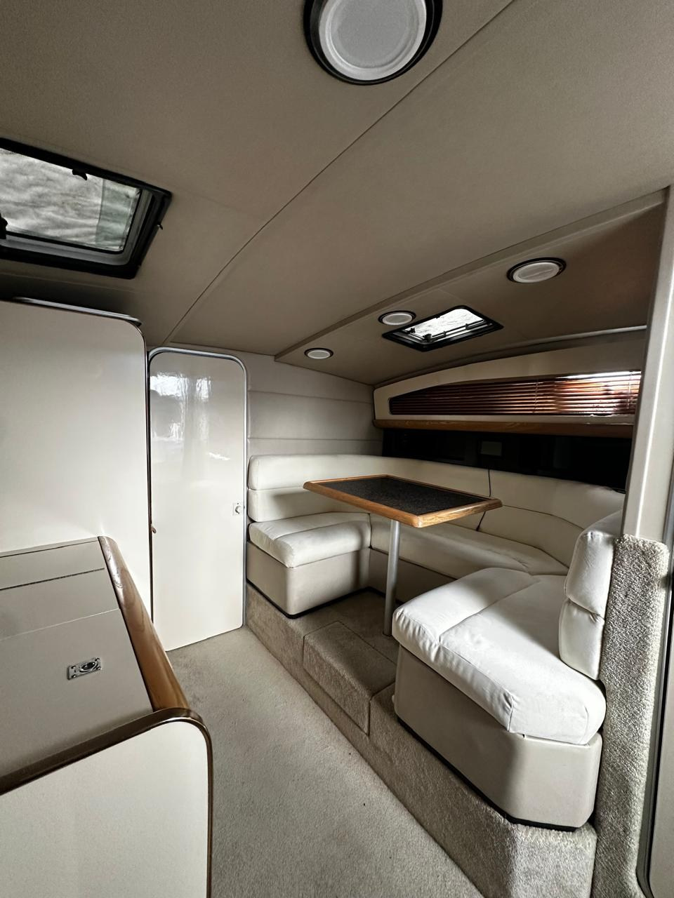 Морская прогулка в бухту Русскую. Экскурсионные туры по Камчатке