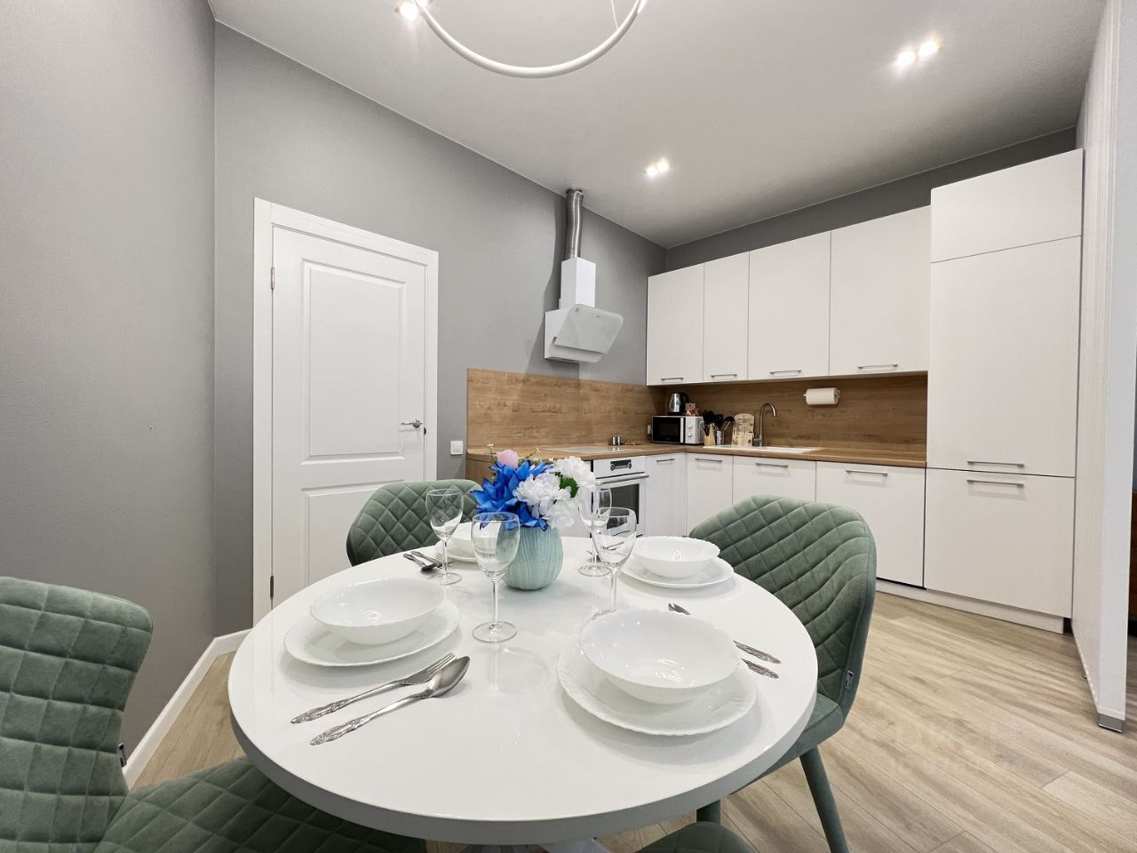 Воплотите идеи в реальность с предметной съемкой в Казани.