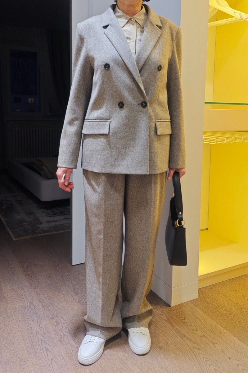 Стилизация женского гардероба, разбор гардероба, шопинг в Москве, комплекты собраны стилистом. Стилист — имиджмейкер в Москве Дарья Фастован