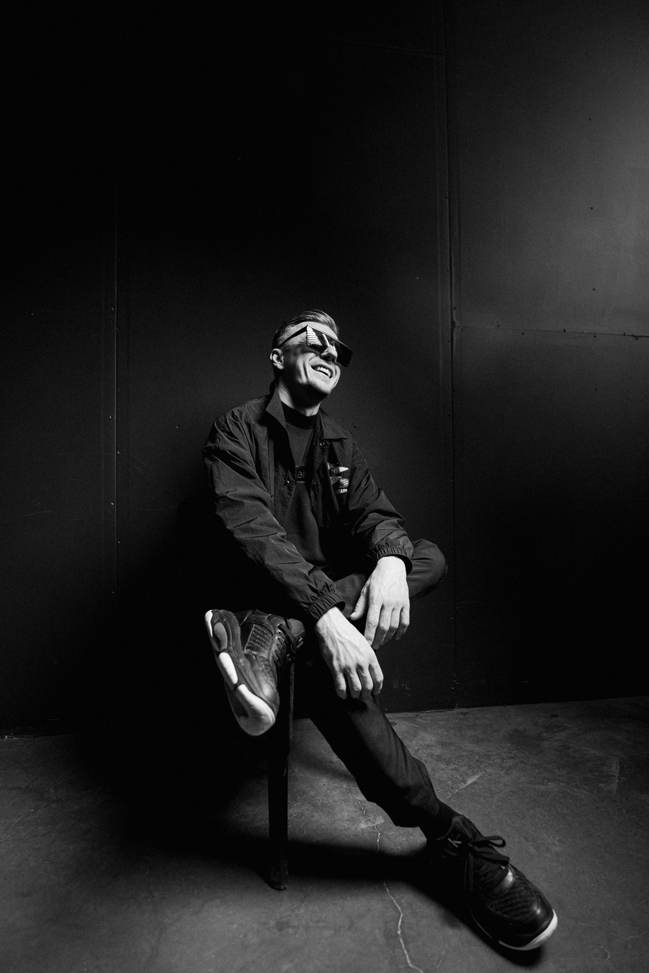 Мужская студийная черно-белая фотосессия для Алексея