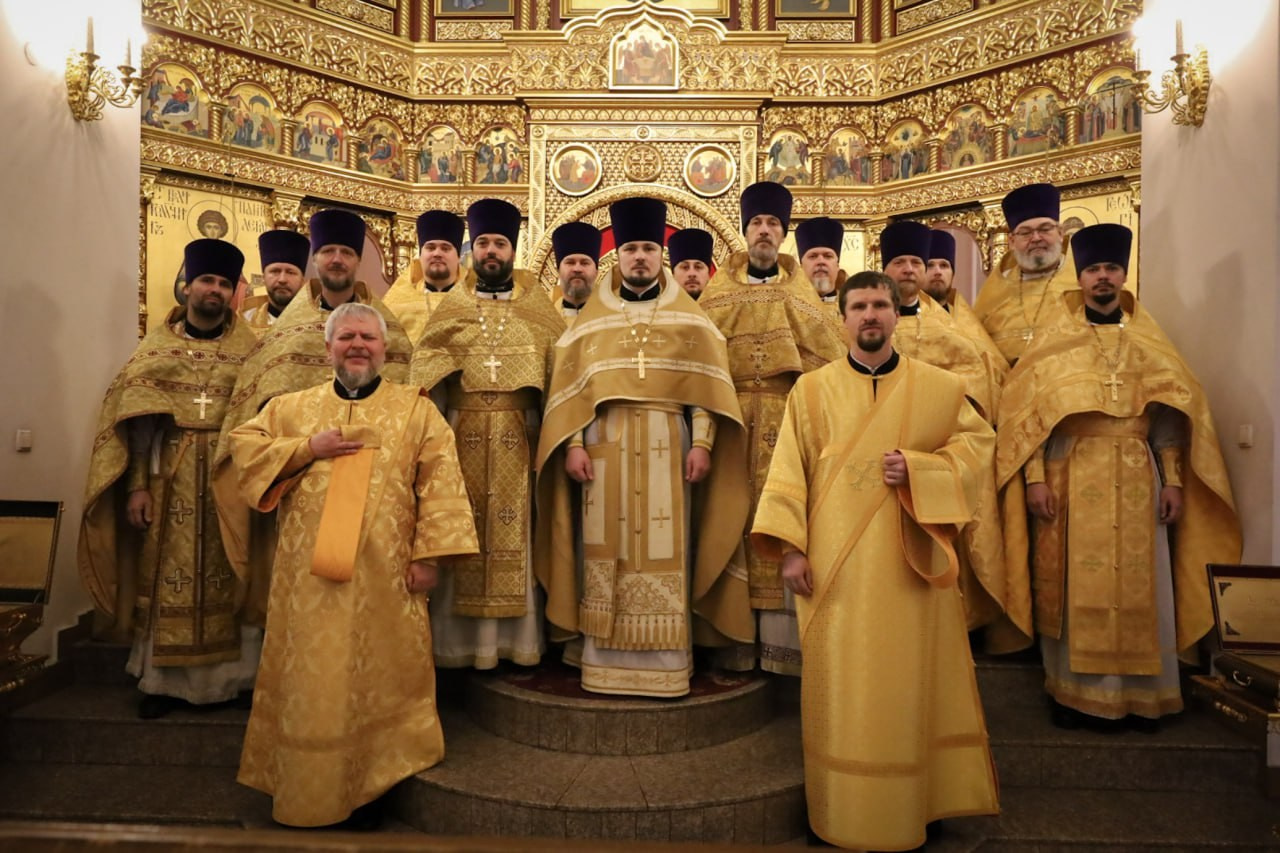 Соборное служение духовенства Северо- Западного благочиния. Саратовское Северо-Западное благочиние