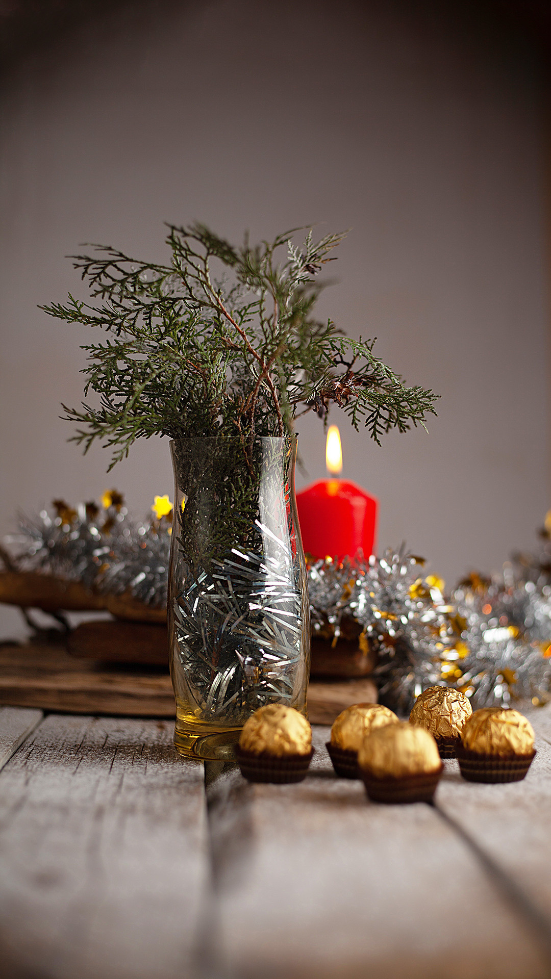 Цветы, которые принимают участие в фудфото. Cake food photo