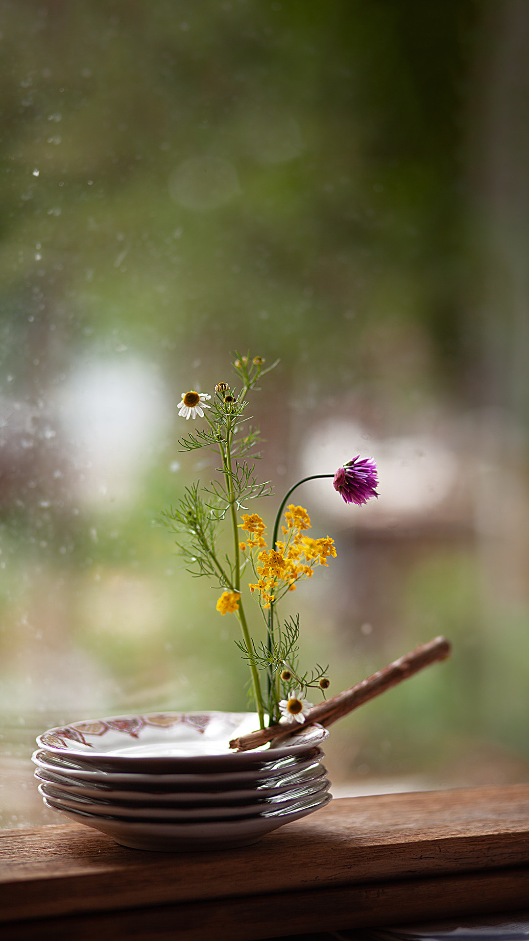 Цветы, которые принимают участие в фудфото. Cake food photo