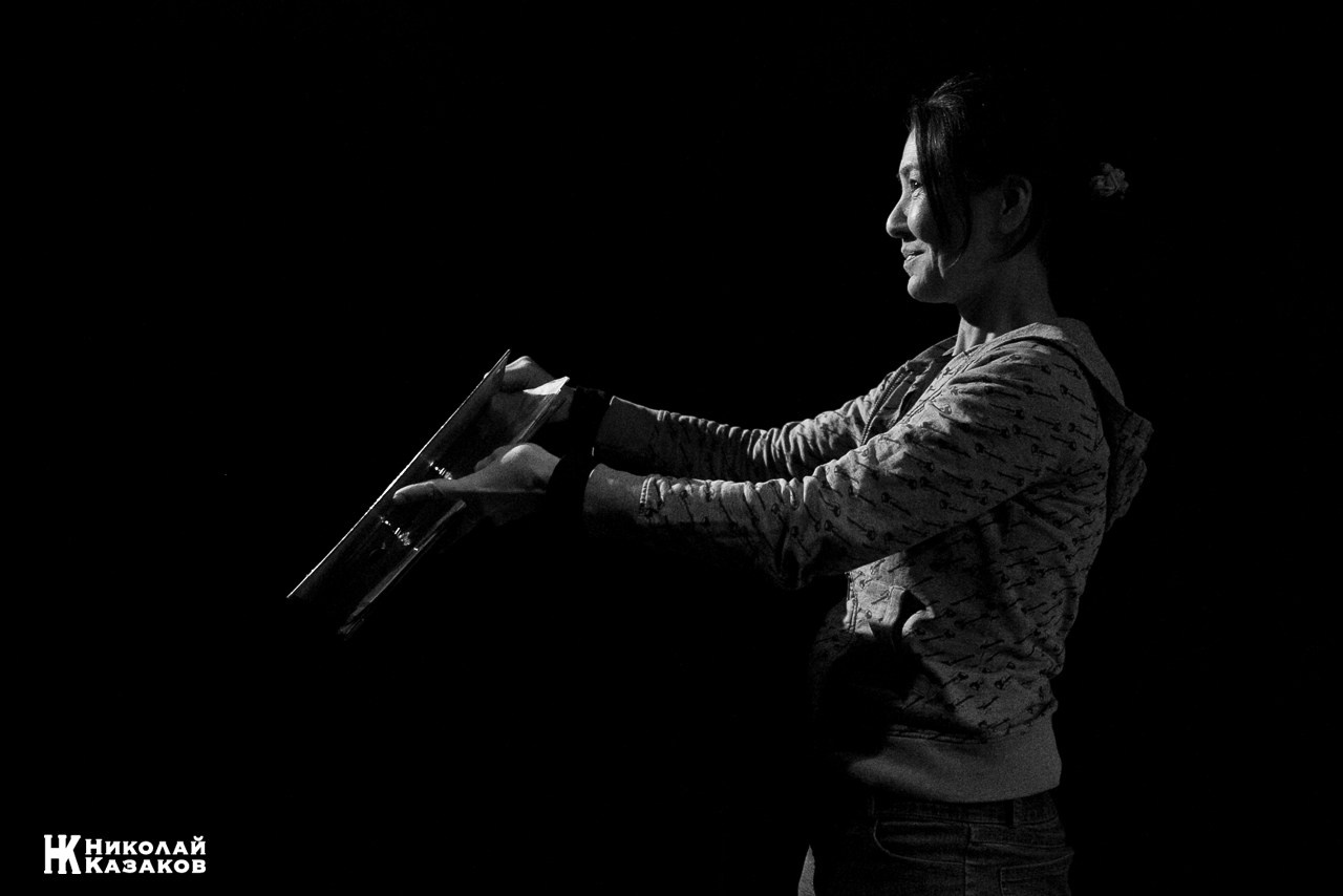 Моноспектакль Юлии Мен «Не отпускай меня». Николай Казаков. Профессиональный фотограф. Преподаватель фотографии