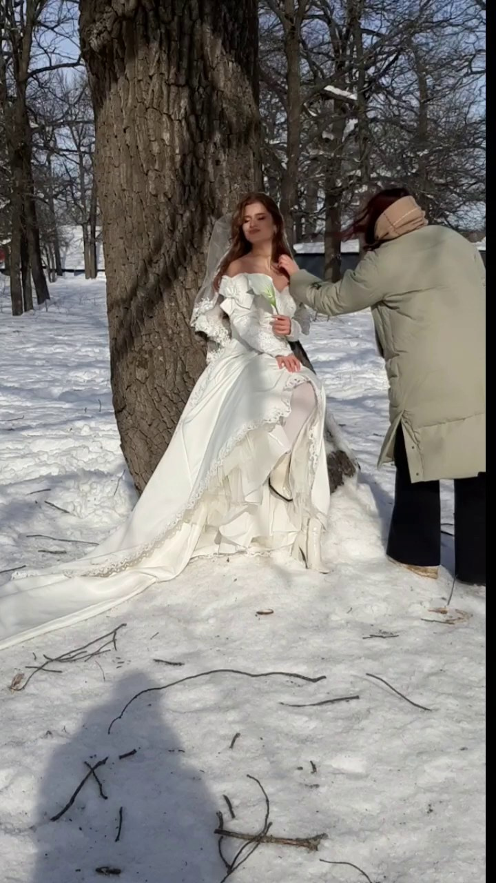 Свадебная фотосессия для зарубежного свадебного выпуска Французского журнала MALVIE. Свадебный фотограф в Москве Оксана Анциферова, Саратов и Энгельс