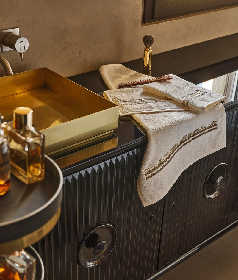 Worldmarine Collection — Luxury Textiles, Cashmere and Accessories for Yachts, Villas and Jets