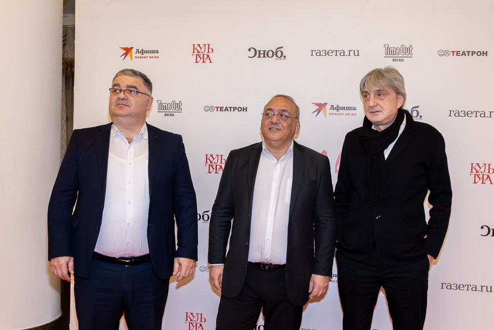 Репортаж с премьеры спектакля «Я, бабушка, Илико и Илларион» в Музыкальном театре «Градский Холл»