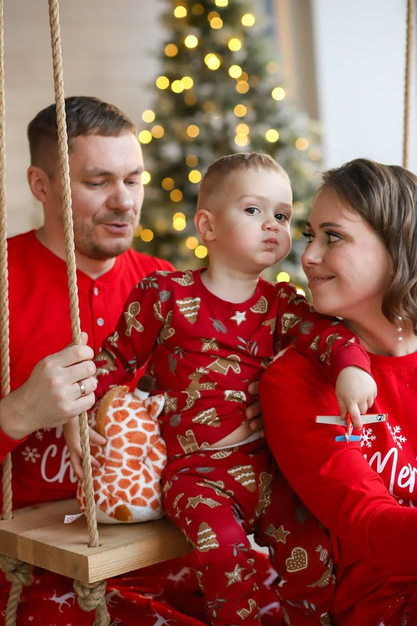 Семейные фотосессии. Фотостудия во Всеволожске. Подходит для всех творческих проектов