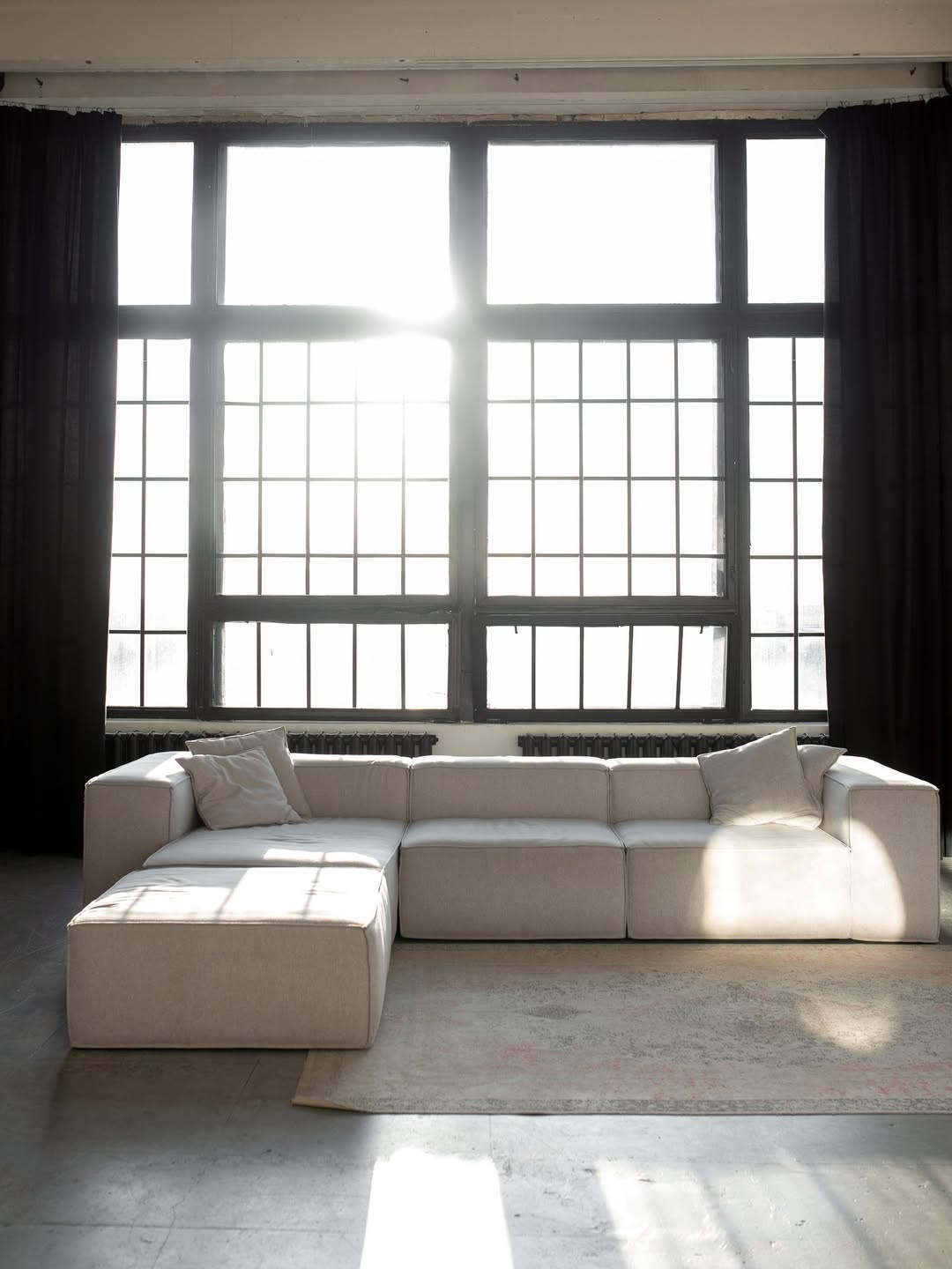 Фотостудия TRUEMAN — всё для комфортной и красивой съёмки. Фотограф в Минске Людмила Дутко