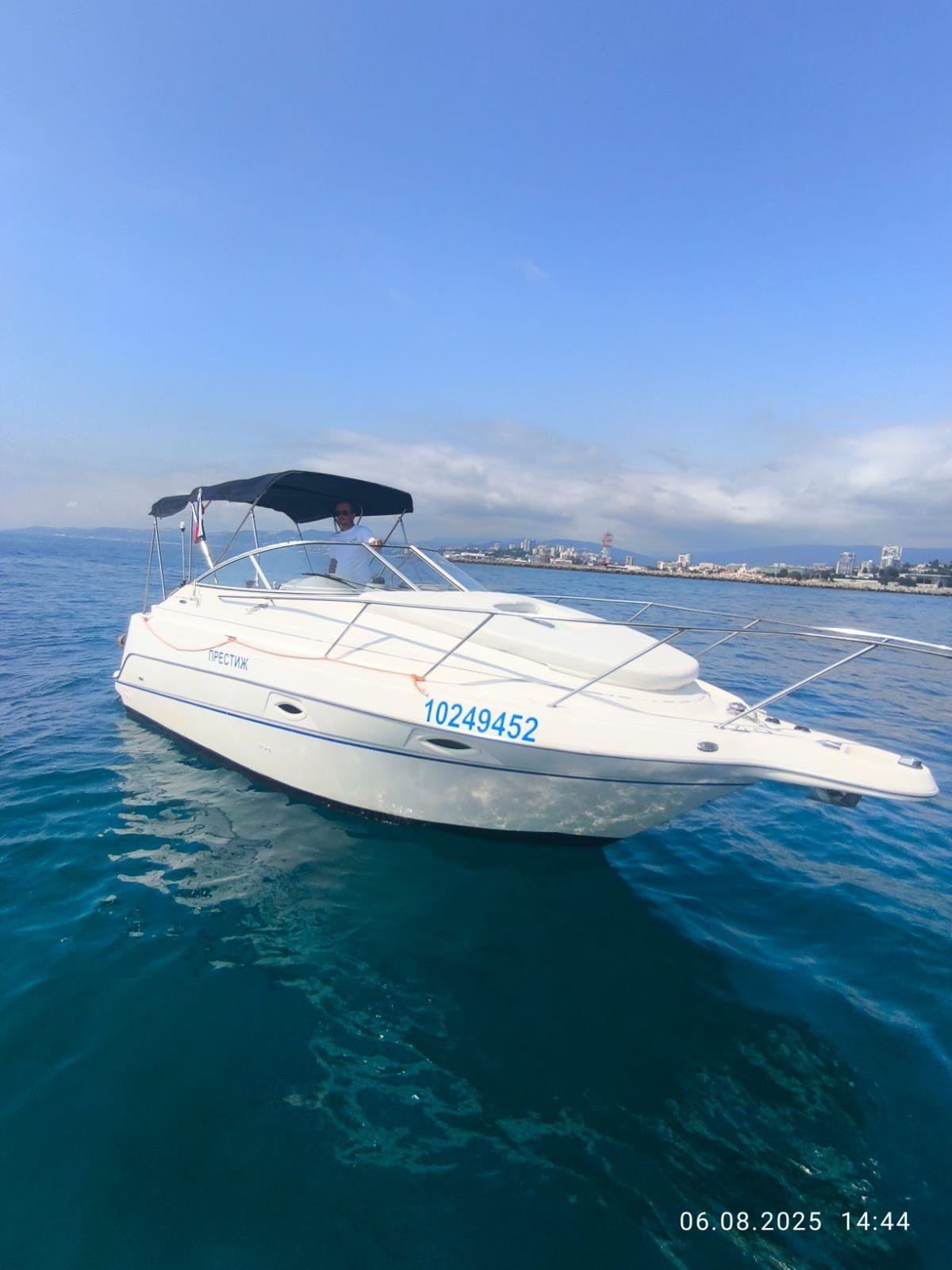 Эконом катера в Сочи. Аренда Яхт и Катеров в Сочи