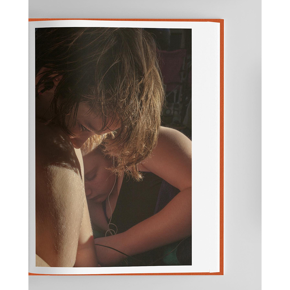 Проект Адрианны Олт (Adrianna Ault) «Levee». Private image