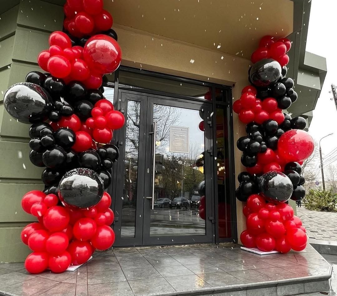 Baloni sa helijimom. Dekoracije balone. Dostava balone. Grad Novi Sad. Шары с гелием, фотозоны Нови Сад Белград. Balone i dekoracije od balona Novi Sad Beograd