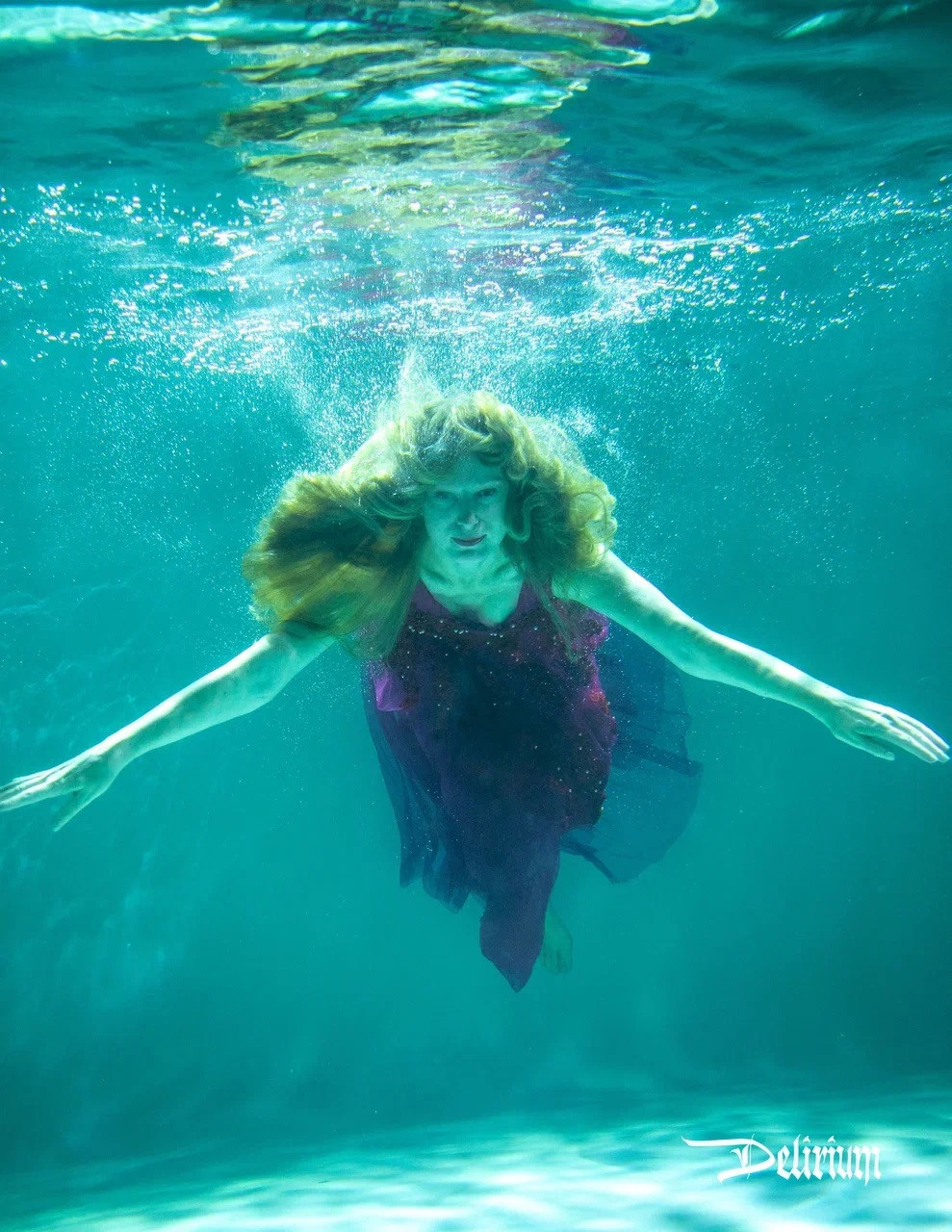 Водная стихия. Журнал Delirium Magazine. Визуальный художник Лиана Даренская, Москва