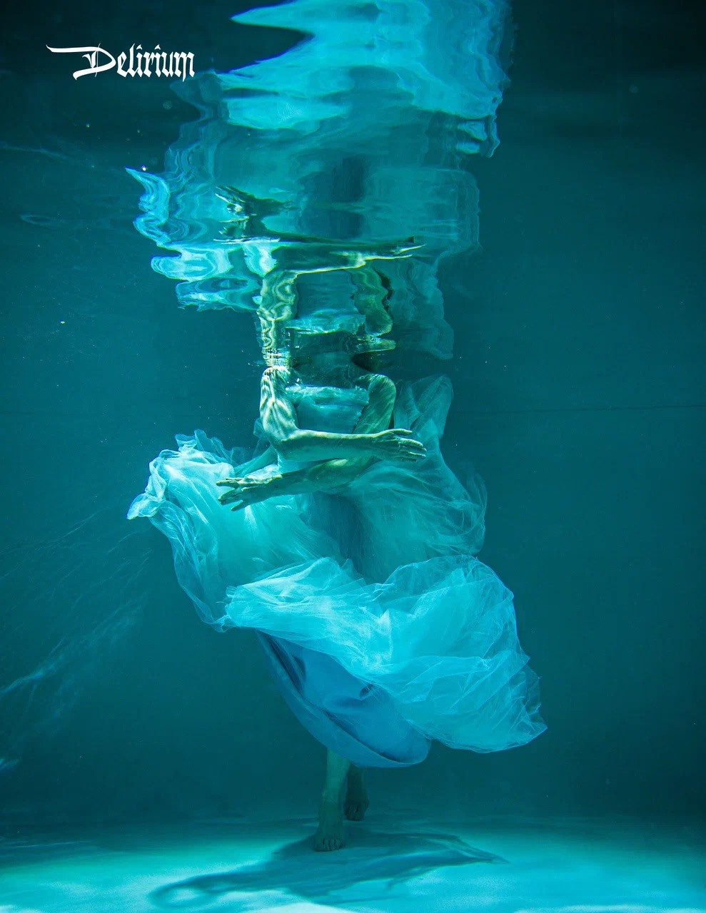 Водная стихия. Журнал Delirium Magazine. Визуальный художник Лиана Даренская, Москва