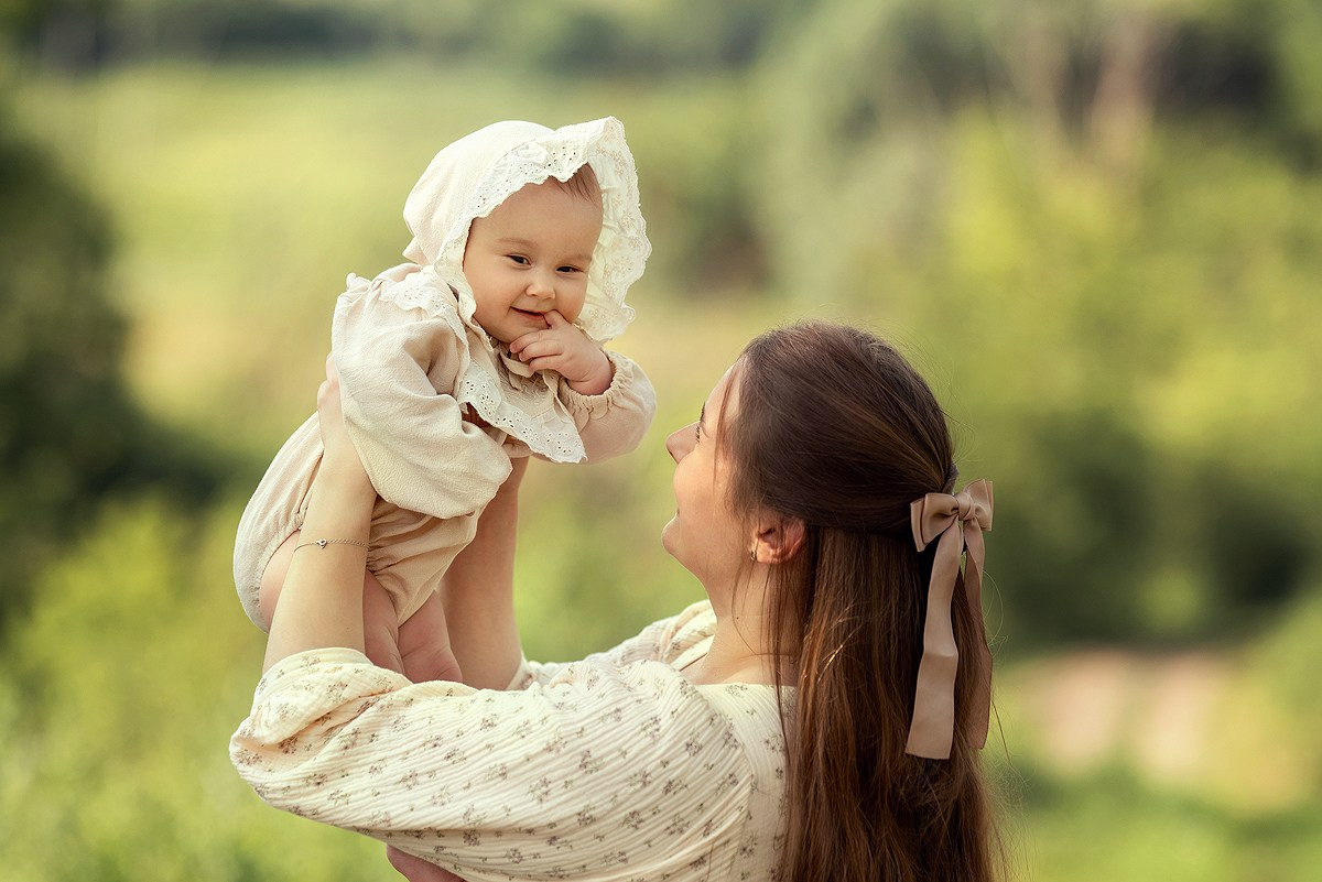 Фотосессия материнства на природе. Tatyana Nadezhdina Family photographer