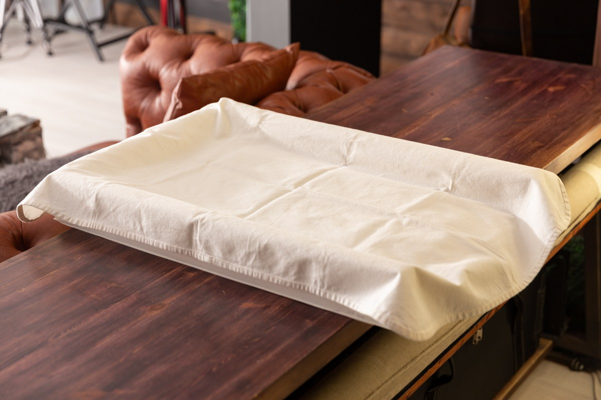 Реквизит для новорожденных и младенцев. Фотостудия Алматы. Семейная и детская фотостудия Family studio.Фотограф Алматы