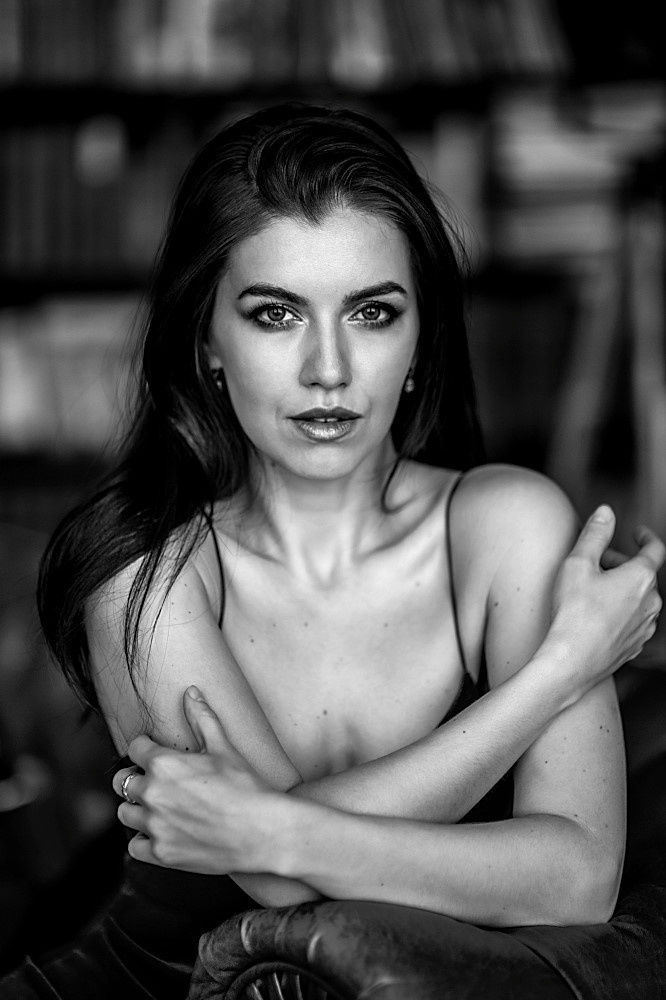 Марина индивидуальная фотосессия в студии. Портретный фотограф в Москве, Московской области. Деловой портрет