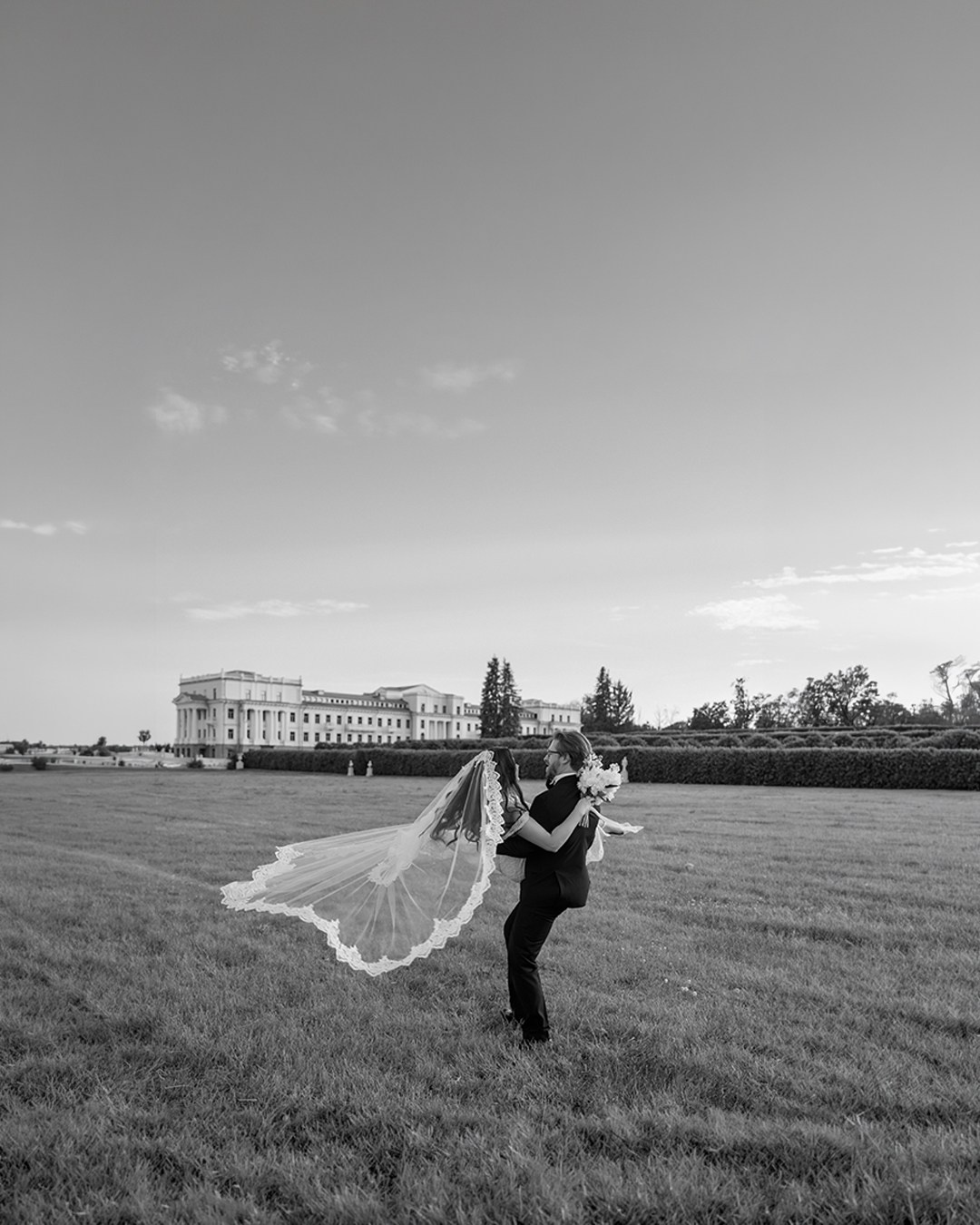 Пробный свадебный макияж и фотосессия love story: почему их выгодно совместить