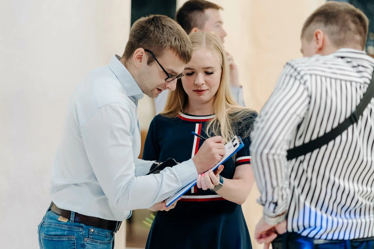 Ведущая на свадьбу Мария Снегур. Ведущий, Тамада, DJ, фото в Перми. Хорошее настроение