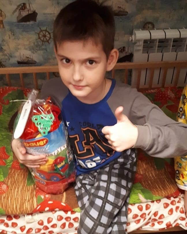 Спасибо за творчество и развитие: дарим конструкторы нашим детям!