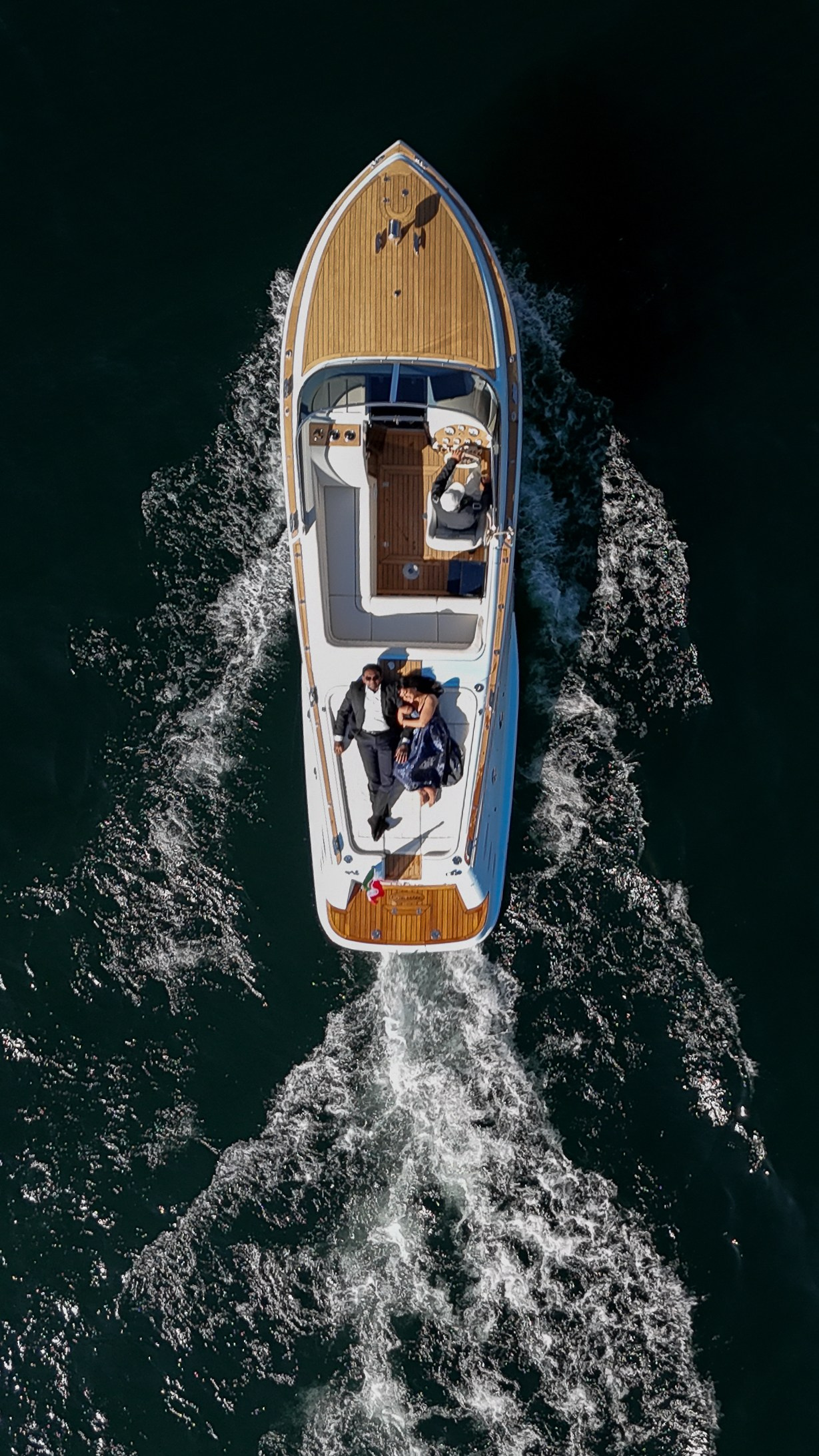 Maria Anistratova | Destination Photographer, Videographer & Drone Pilot — Lake Como