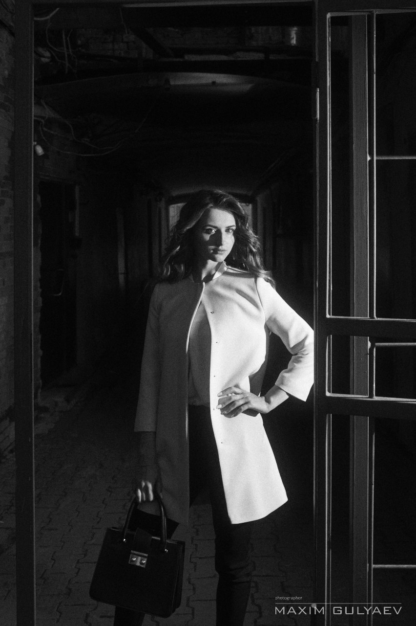 Фэшен фотосессия на улице Рождественской