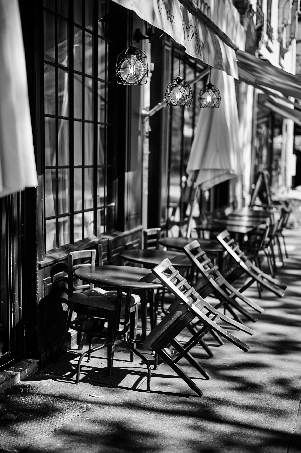 Paris: Download Error