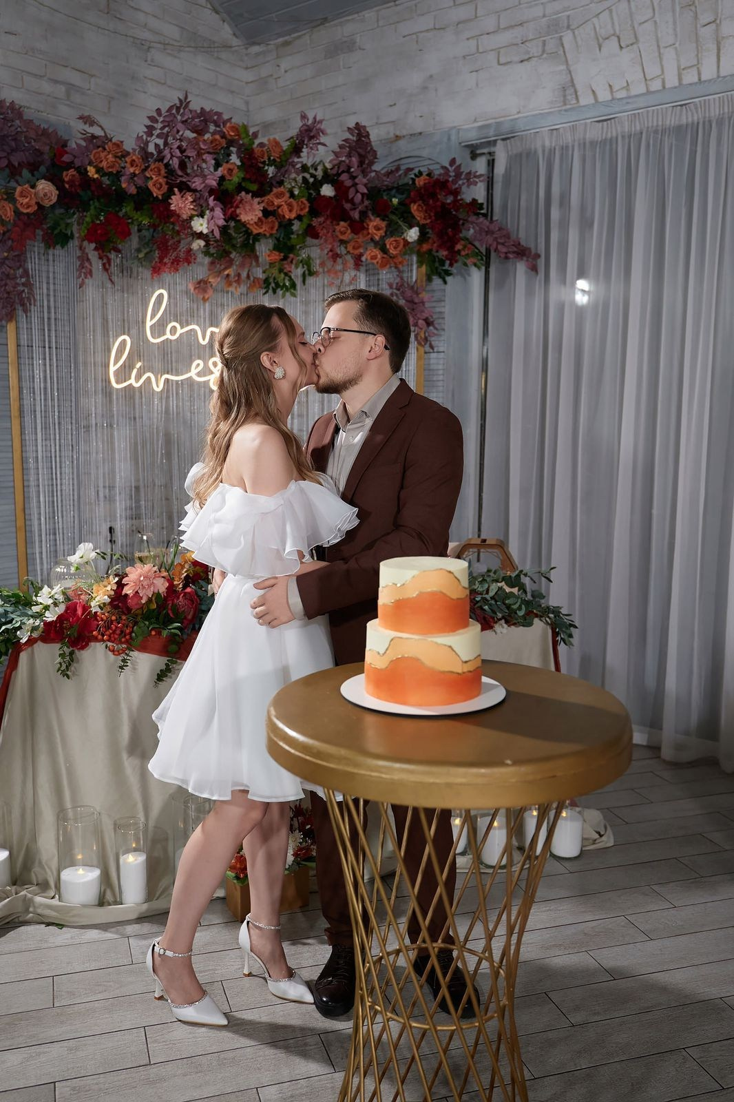 Торт Анохина. Подрядчики и друзья сети свадебных площадок House for wedding