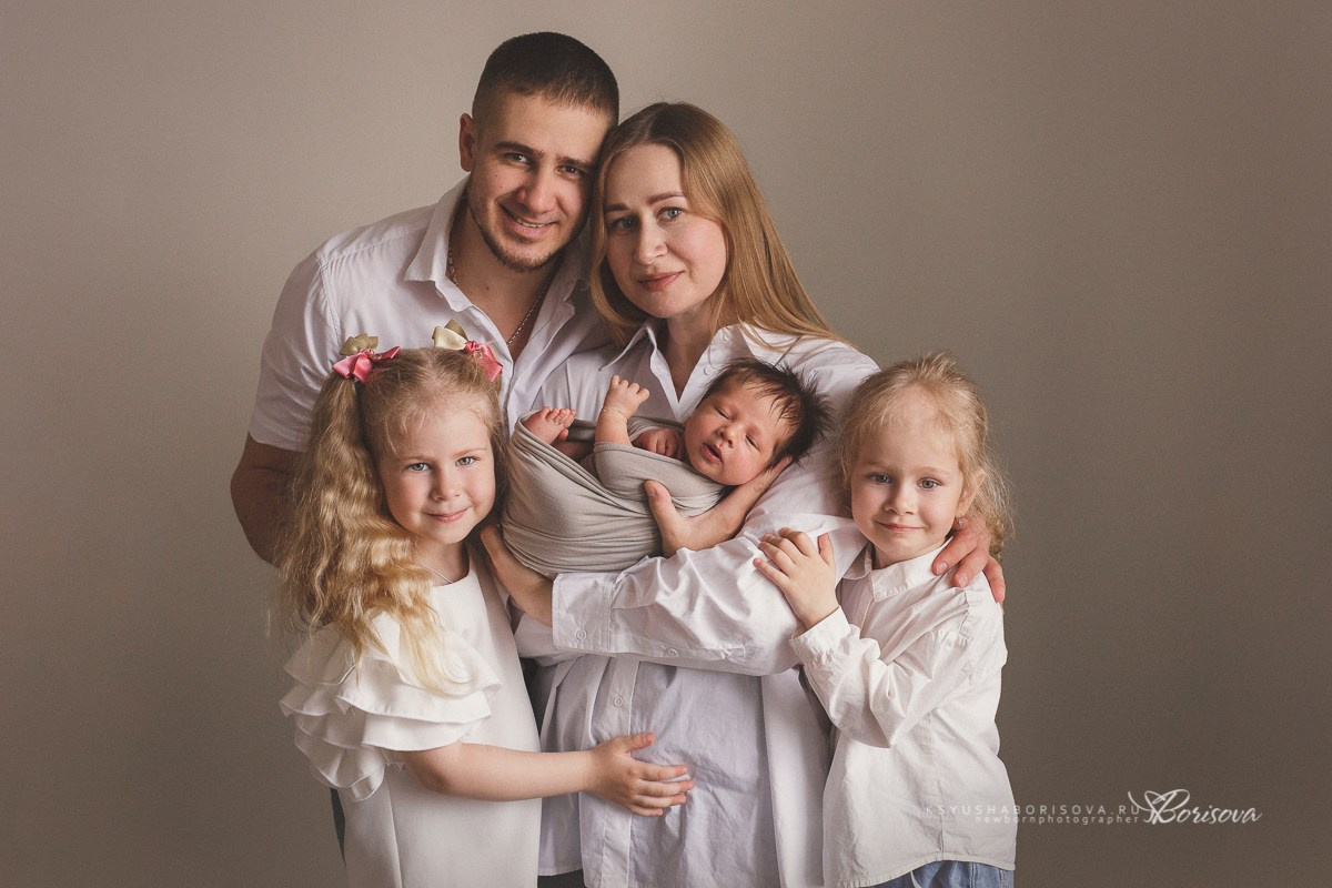 Фото с Родителями (ньюборн). Фотограф новорожденных в Магнитогорске Ксюша Борисова