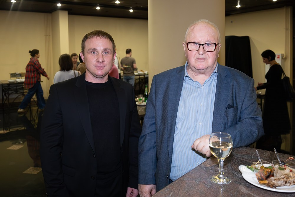 Репортаж с премьеры спектакля «Я, бабушка, Илико и Илларион» в Музыкальном театре «Градский Холл»