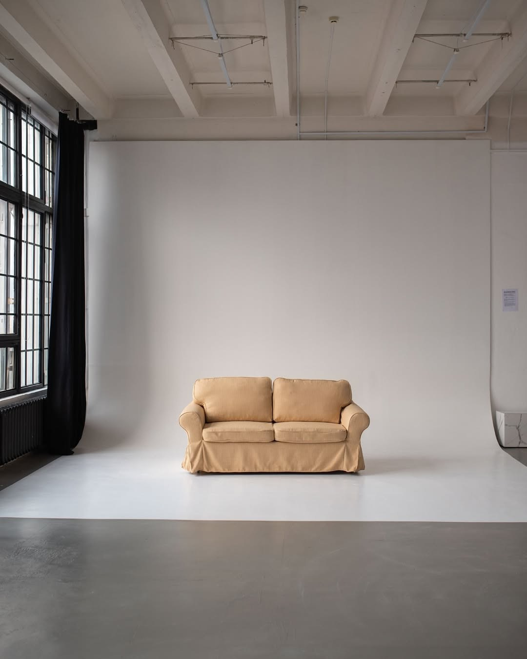 Фотостудия TRUEMAN — всё для комфортной и красивой съёмки. Фотограф в Минске Людмила Дутко