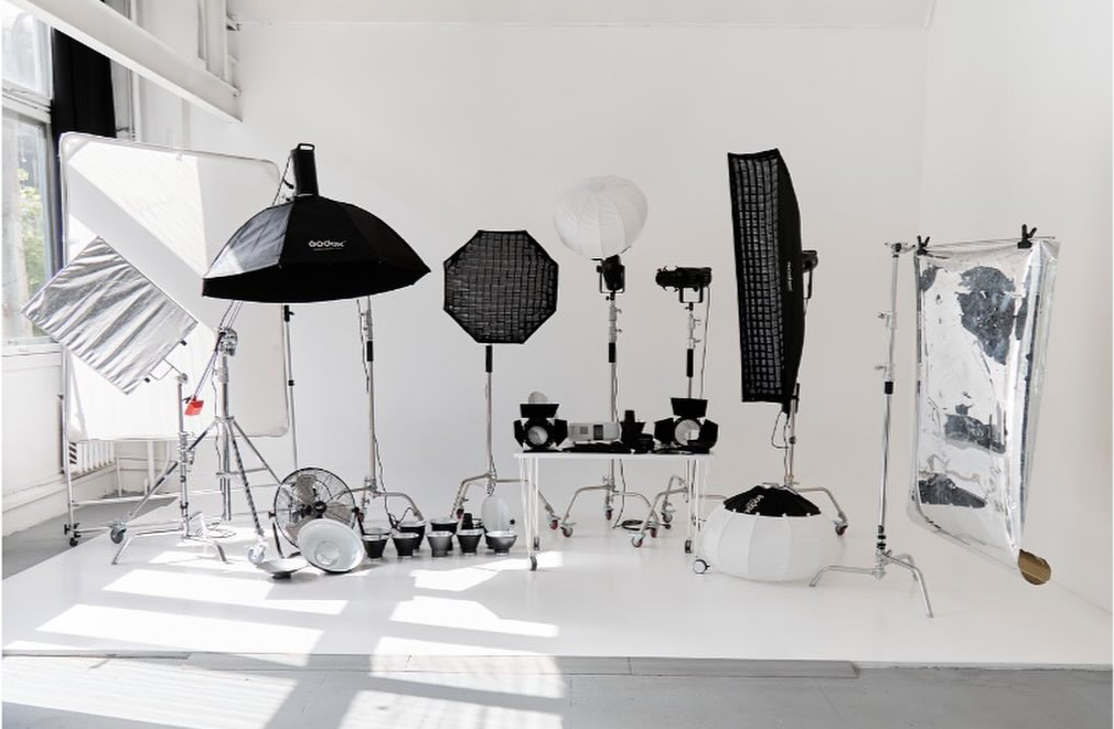 Фотостудия MARK — идеально подходит для съёмок в разных стилях. Фотограф в Минске Людмила Дутко