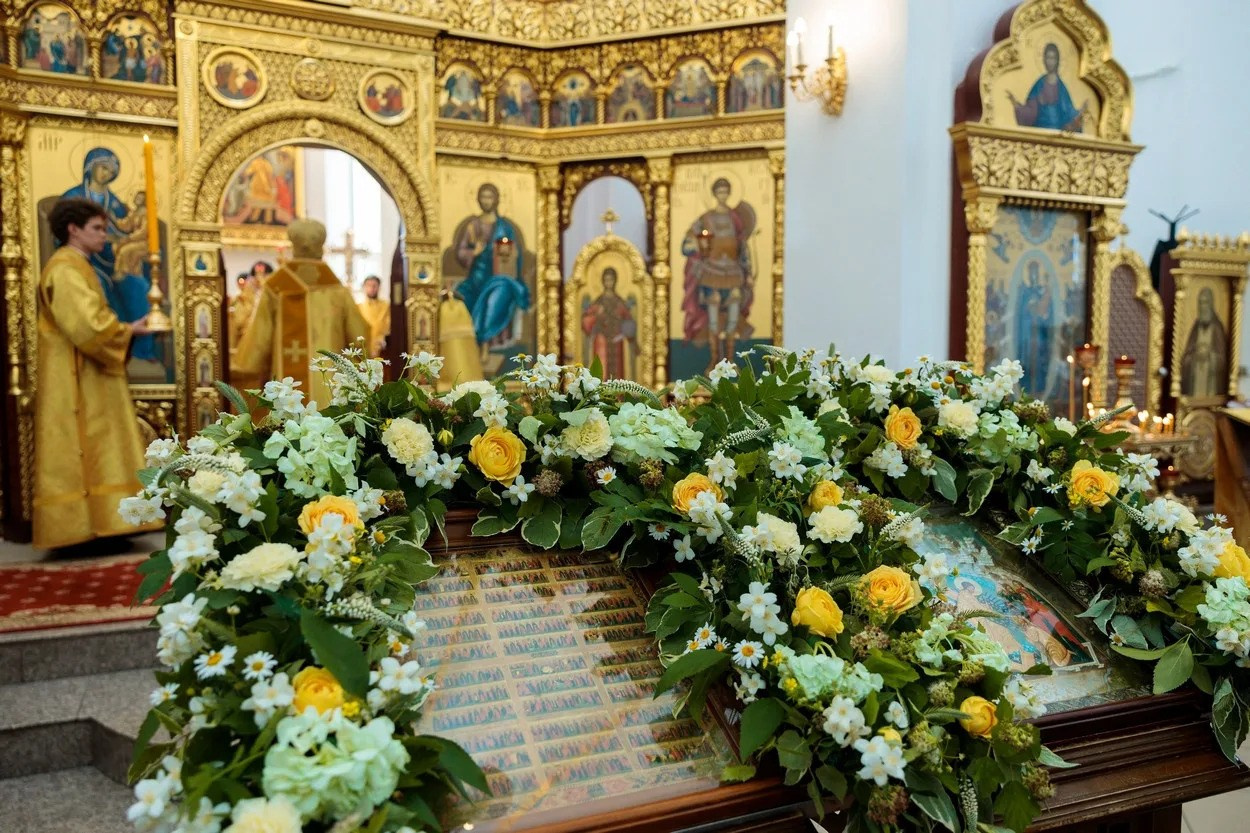 МИТРОПОЛИТ ИГНАТИЙ СОВЕРШИЛ БОЖЕСТВЕННУЮ ЛИТУРГИЮ В ХРАМЕ СВЯТОГО ВЕЛИКОМУЧЕНИКА ГЕОРГИЯ ПОБЕДОНОСЦА. Саратовское Северо-Западное благочиние