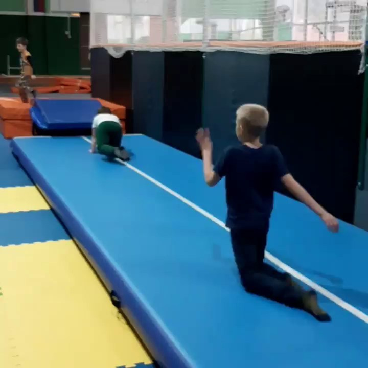 🌟 Наши юные спортсмены: к победам с @freestyle_sport_center и @mikhailovaleksandr969! 💪