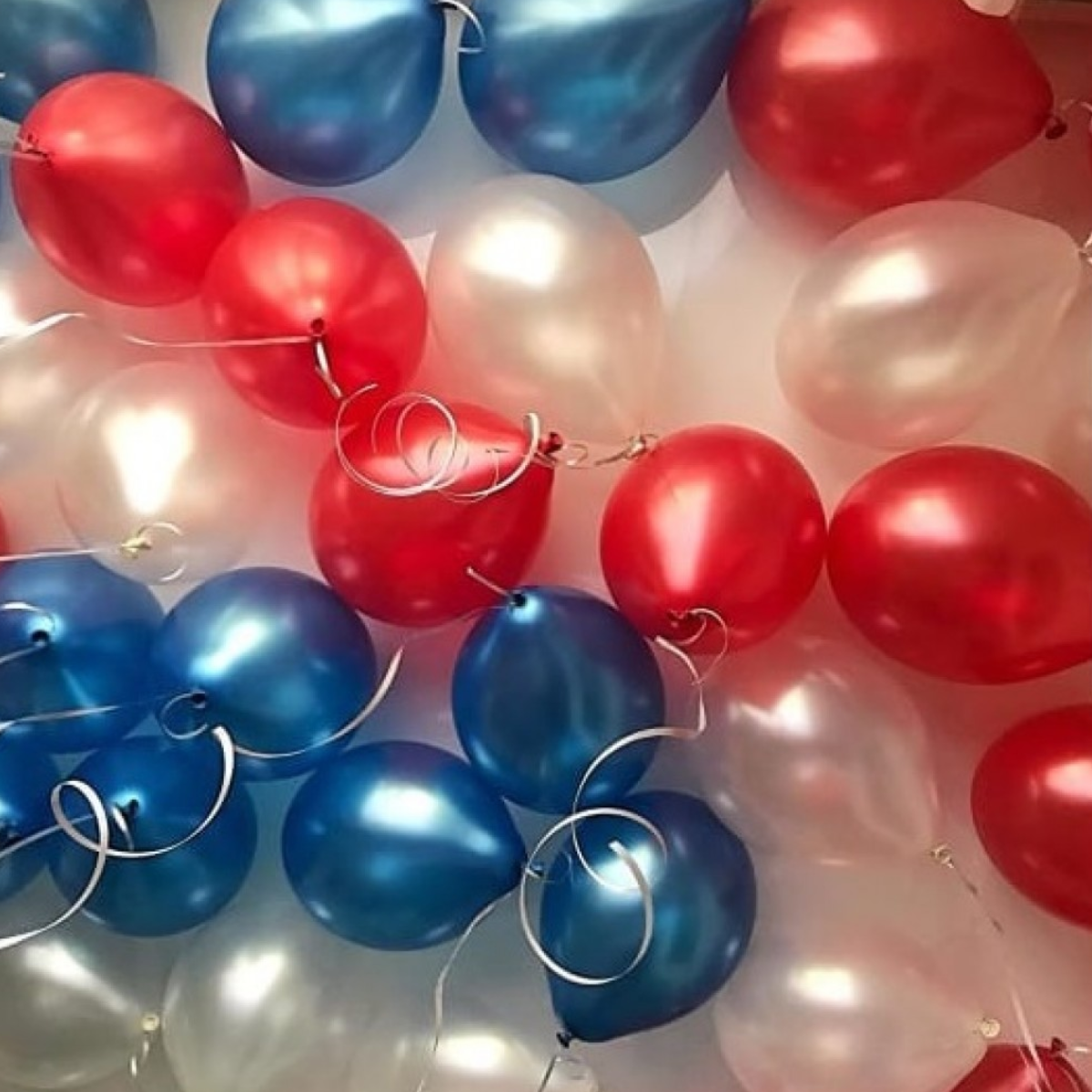 Dostava balona Novi Sad Dostava balona Beograd. Шары с гелием, фотозоны Нови Сад Белград. Balone i dekoracije od balona Novi Sad Beograd