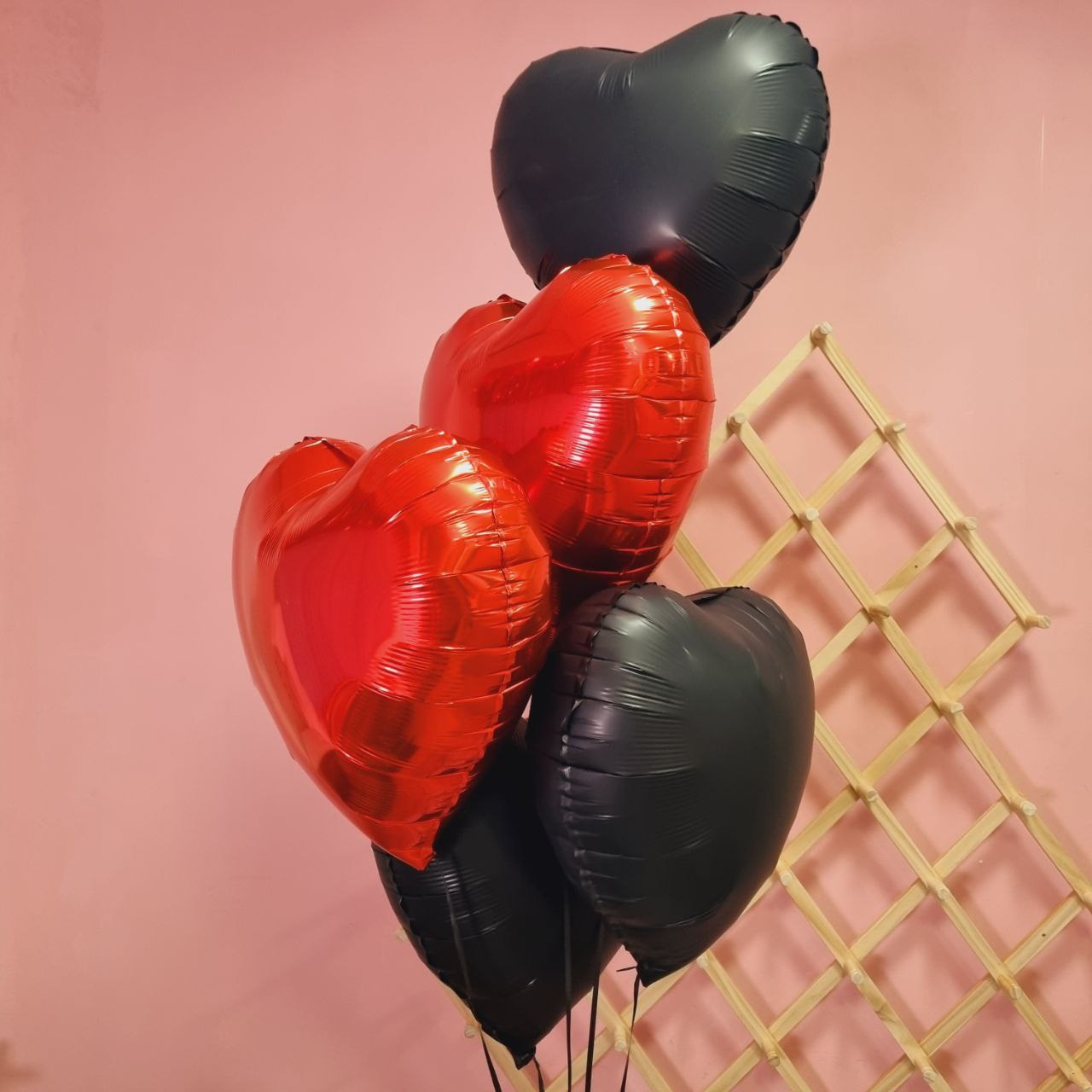 14th Valentine’s Day. Шары с гелием, фотозоны Нови Сад Белград. Balone i dekoracije od balona Novi Sad Beograd