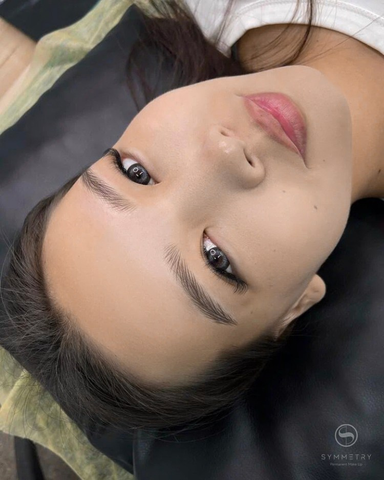 Нафиса. Студия перманентного макияжа, косметологии и массажа SYMMETRY в Москве, м. Киевская